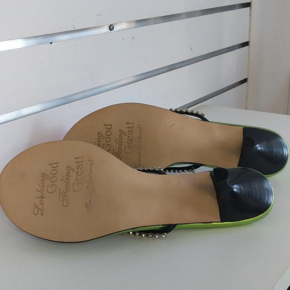 Beverly Feldman Sandals - Picture 4 of 6
